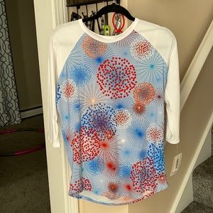 Medium LuLaRoe Randy fireworks